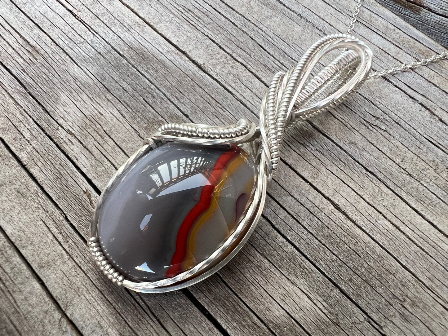 Kentucky Agate Pendant