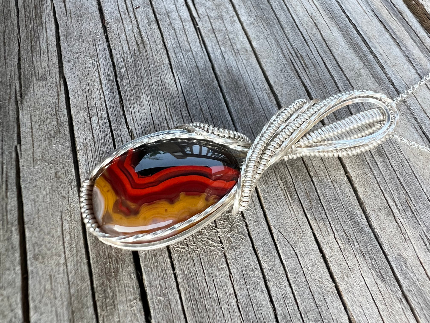 “Kentucky Queen” - Kentucky agate pendant