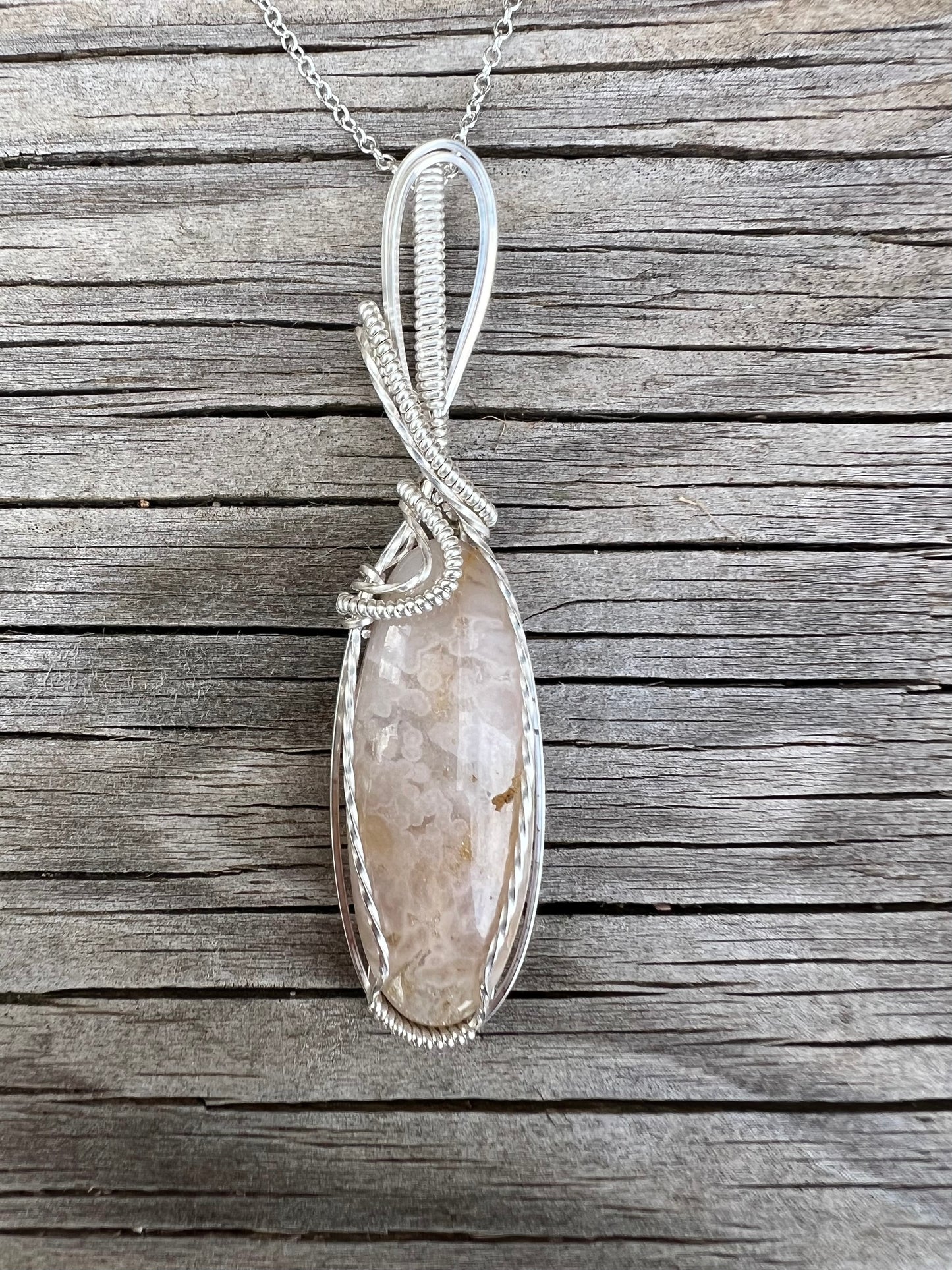Madison Agate Pendant