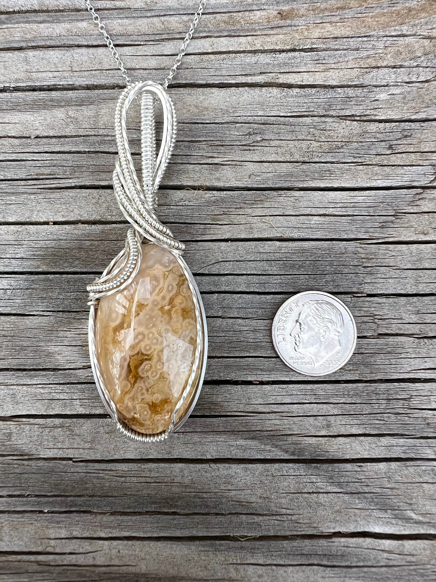 Madison Agate Pendant
