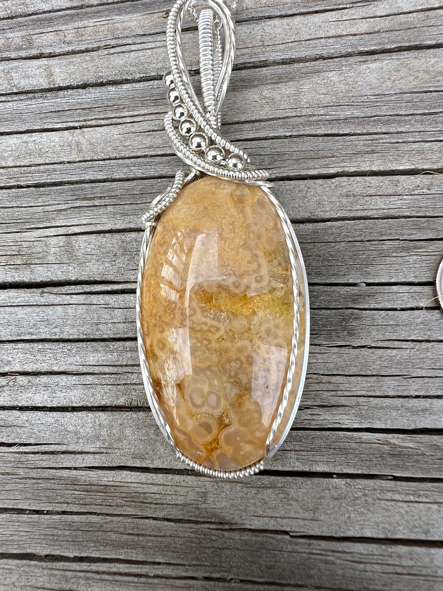 Madison Agate Pendant