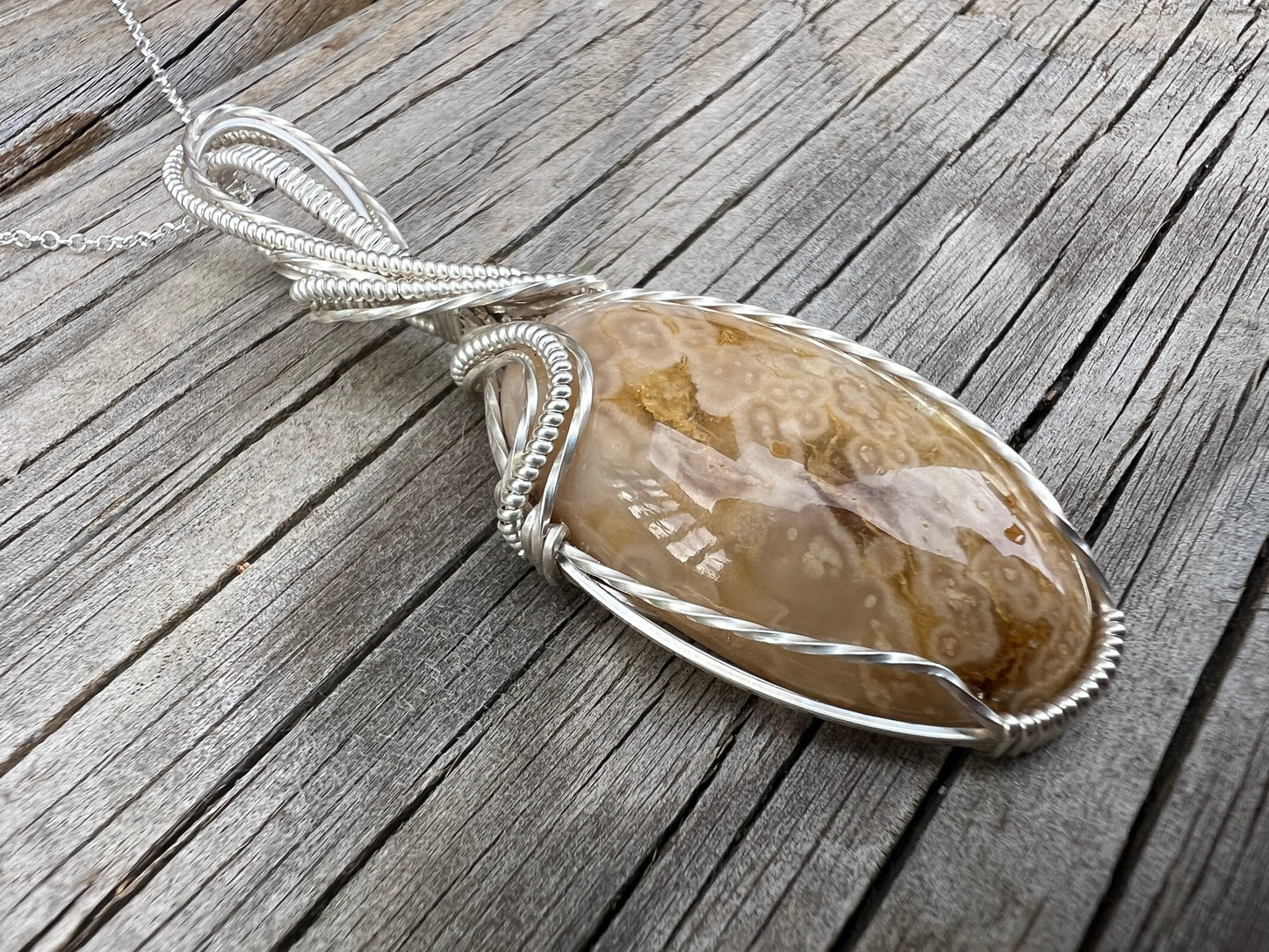 Madison Agate Pendant